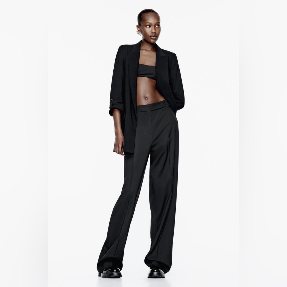 Zara Black 3/4 Sleeve Blazer